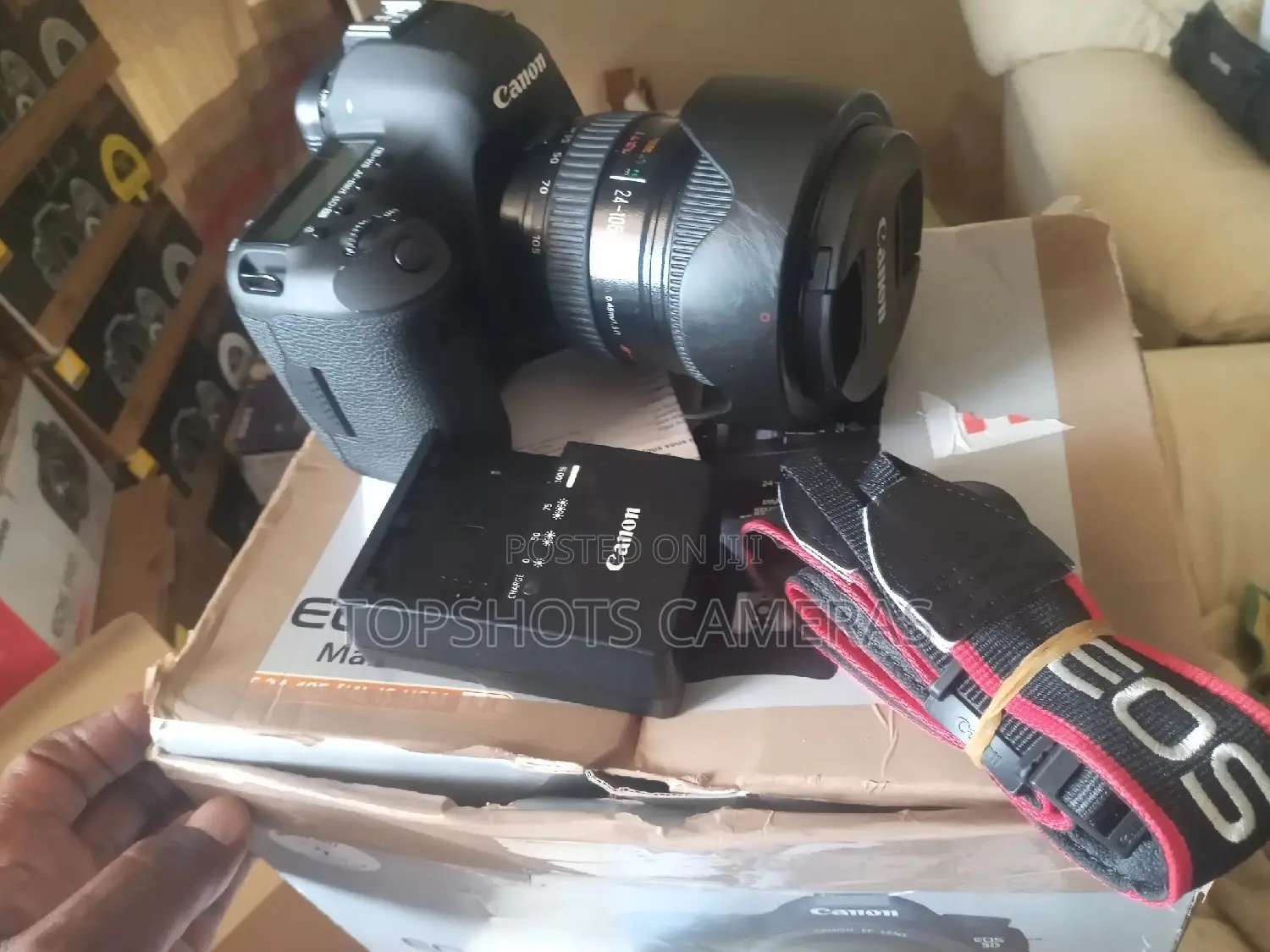 Canon Eos 5d Mark Iii With 24-105mm Lens