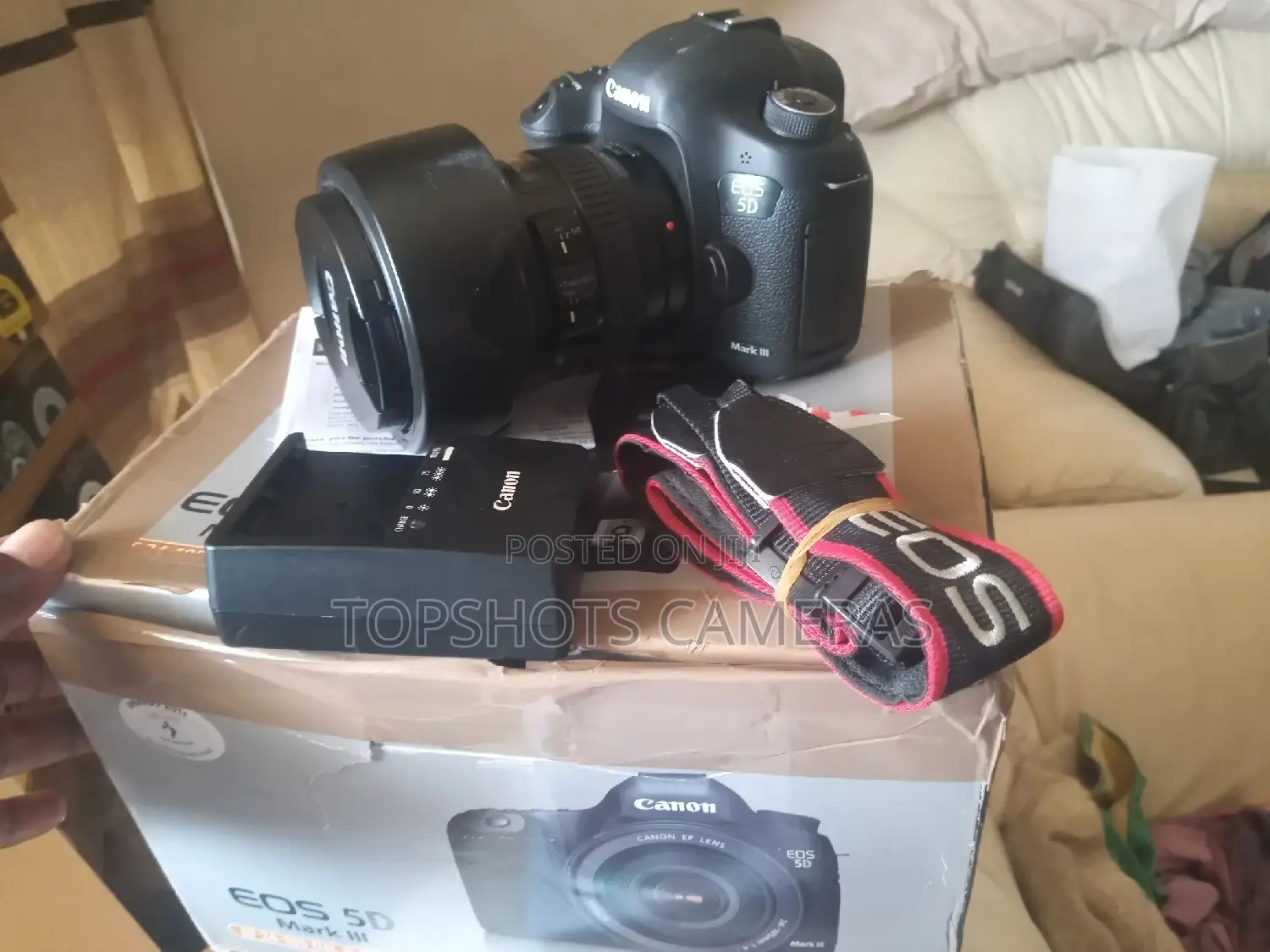 Canon Eos 5d Mark Iii With 24-105mm Lens