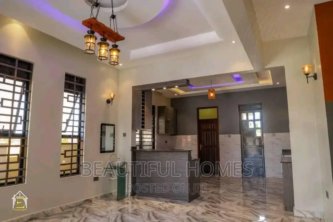 Furnished 5bdrm Bungalow in Bwebajja Entebbe, Central Division