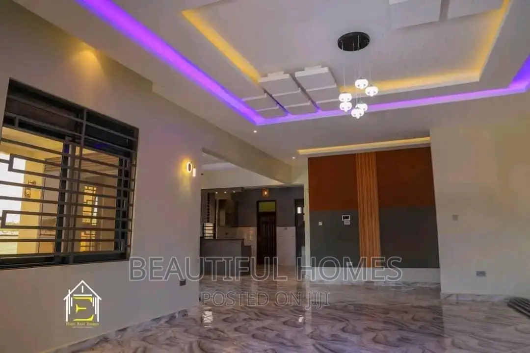 Furnished 5bdrm Bungalow in Bwebajja Entebbe, Central Division