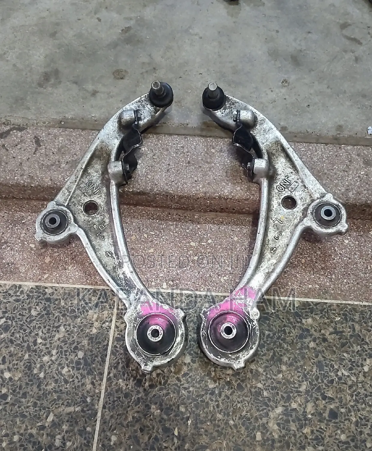 Nissan Murano Suspension Plates
