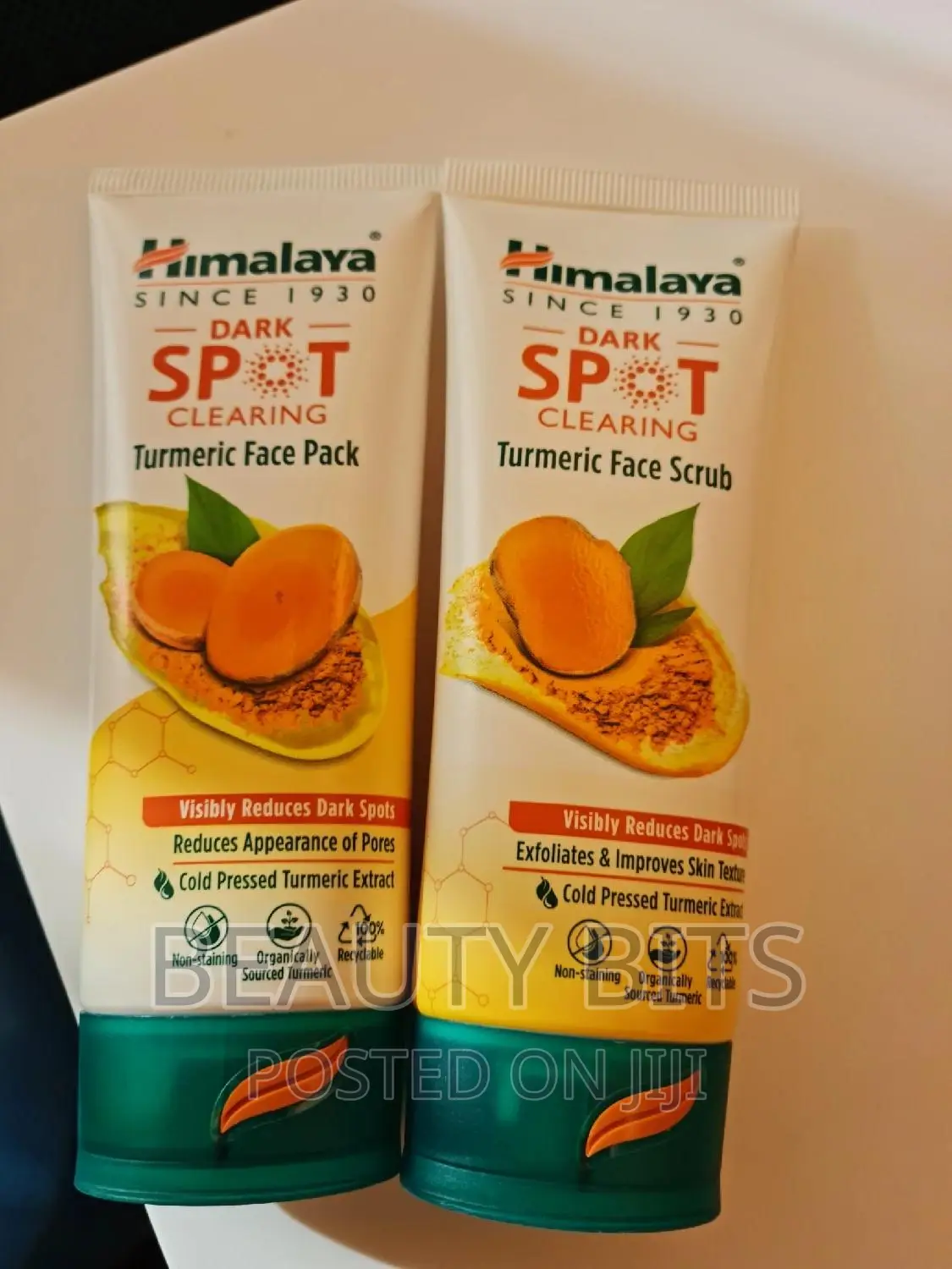 Dark Spots Clearing Face Pack