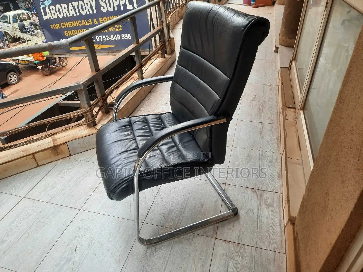 Non Rotating Visitors Chairs