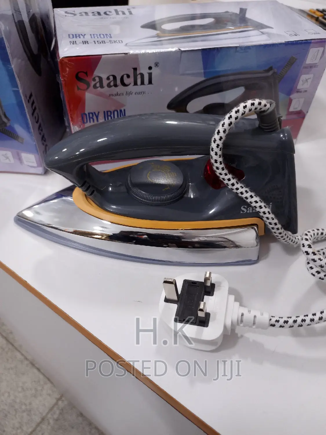 Saachi Heavy Duty Dry Flat Iron (Original)