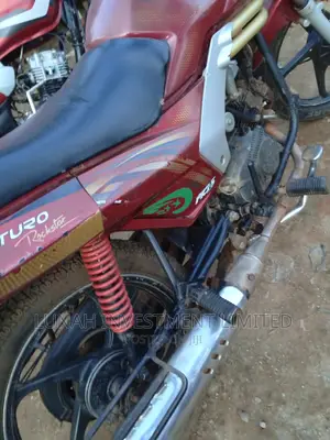 Mahindra Centuro 2022 Red