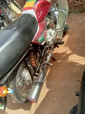 Bajaj Boxer 2023 Red