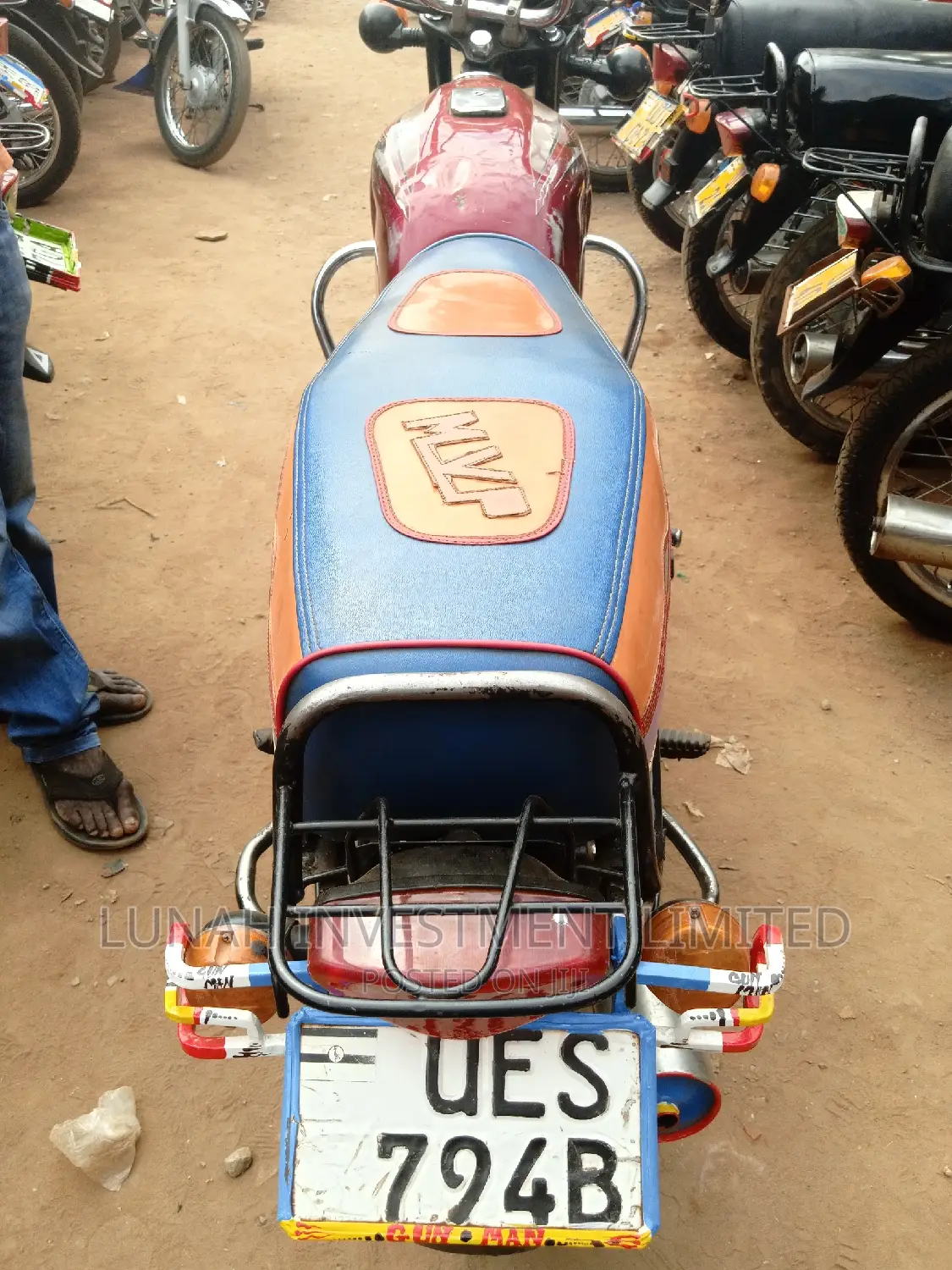 Bajaj Boxer 2022 Red