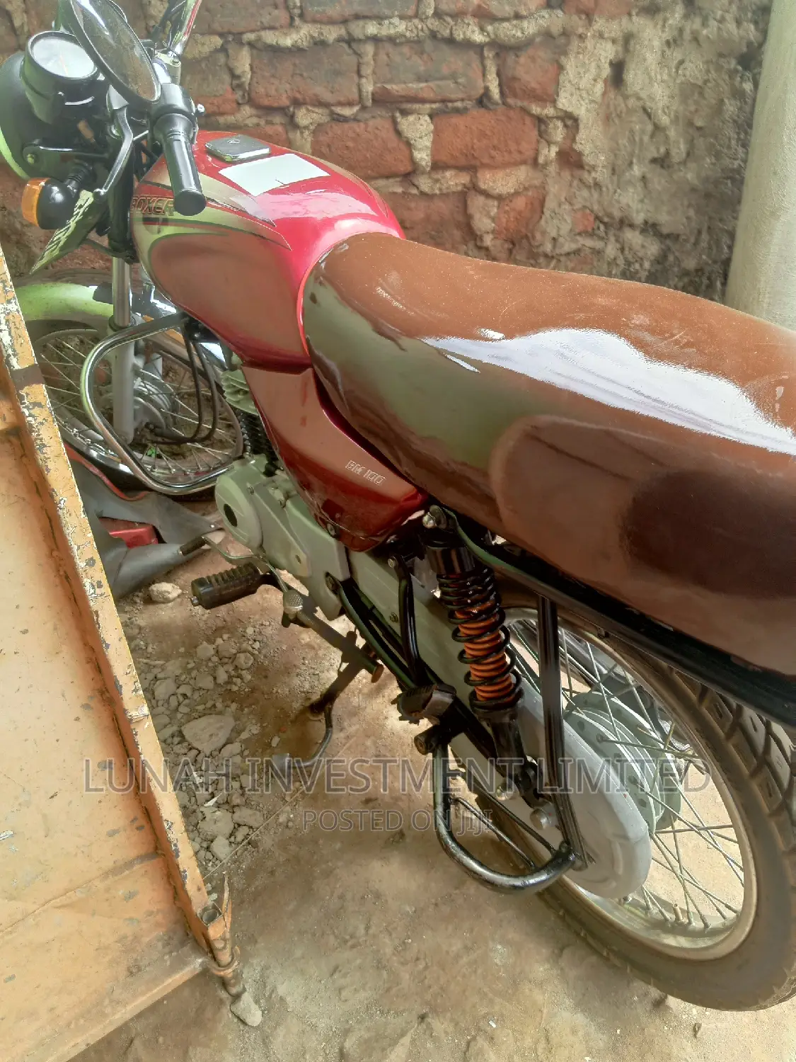 Bajaj Boxer 100 2023 Red