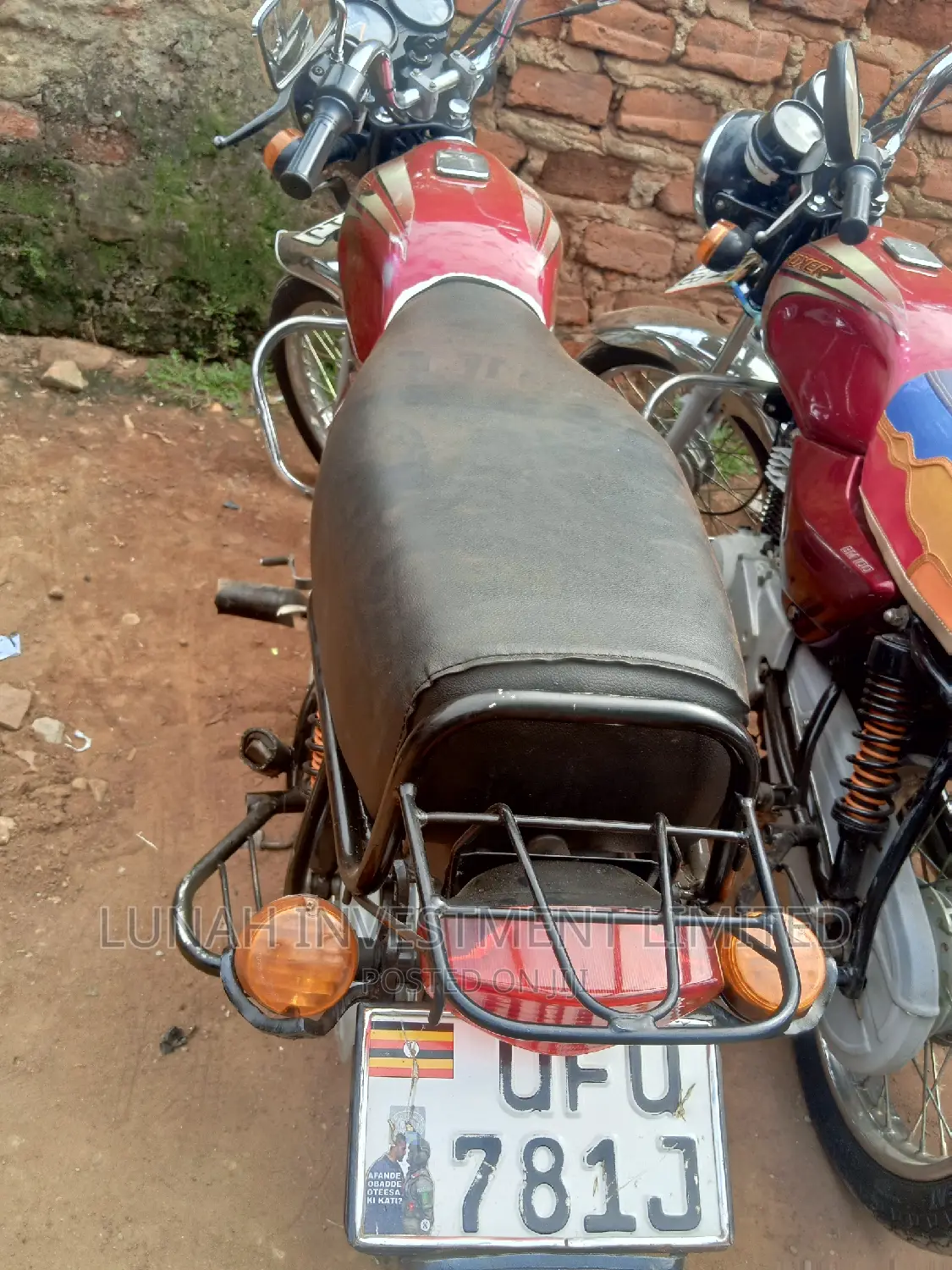 Bajaj Boxer 100 2024 Red