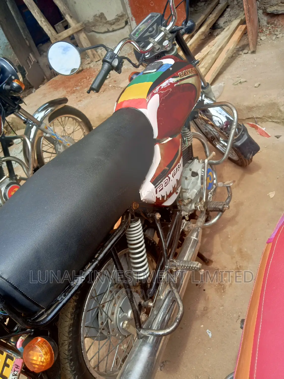 Bajaj Boxer 2021 Red