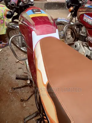Bajaj Boxer 2018 Red