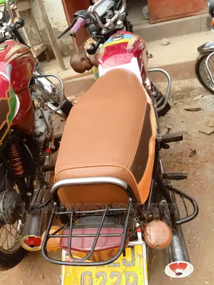Bajaj Boxer 2018 Red
