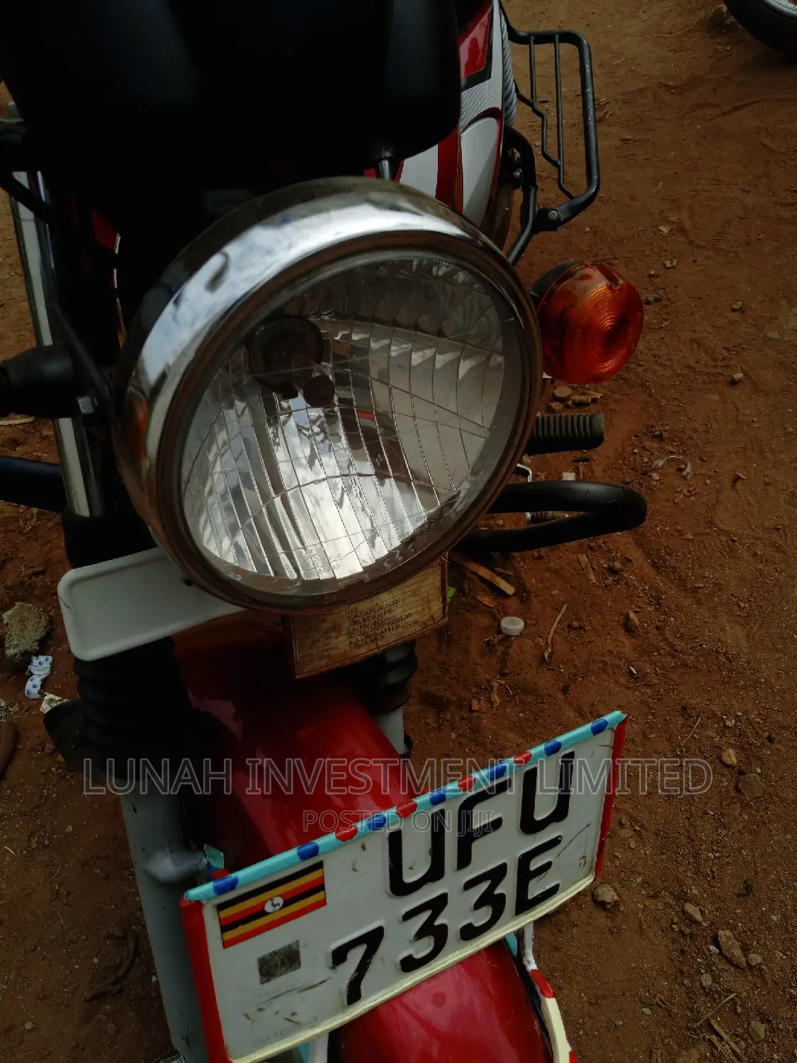 TVS HLX 125 2023 Red