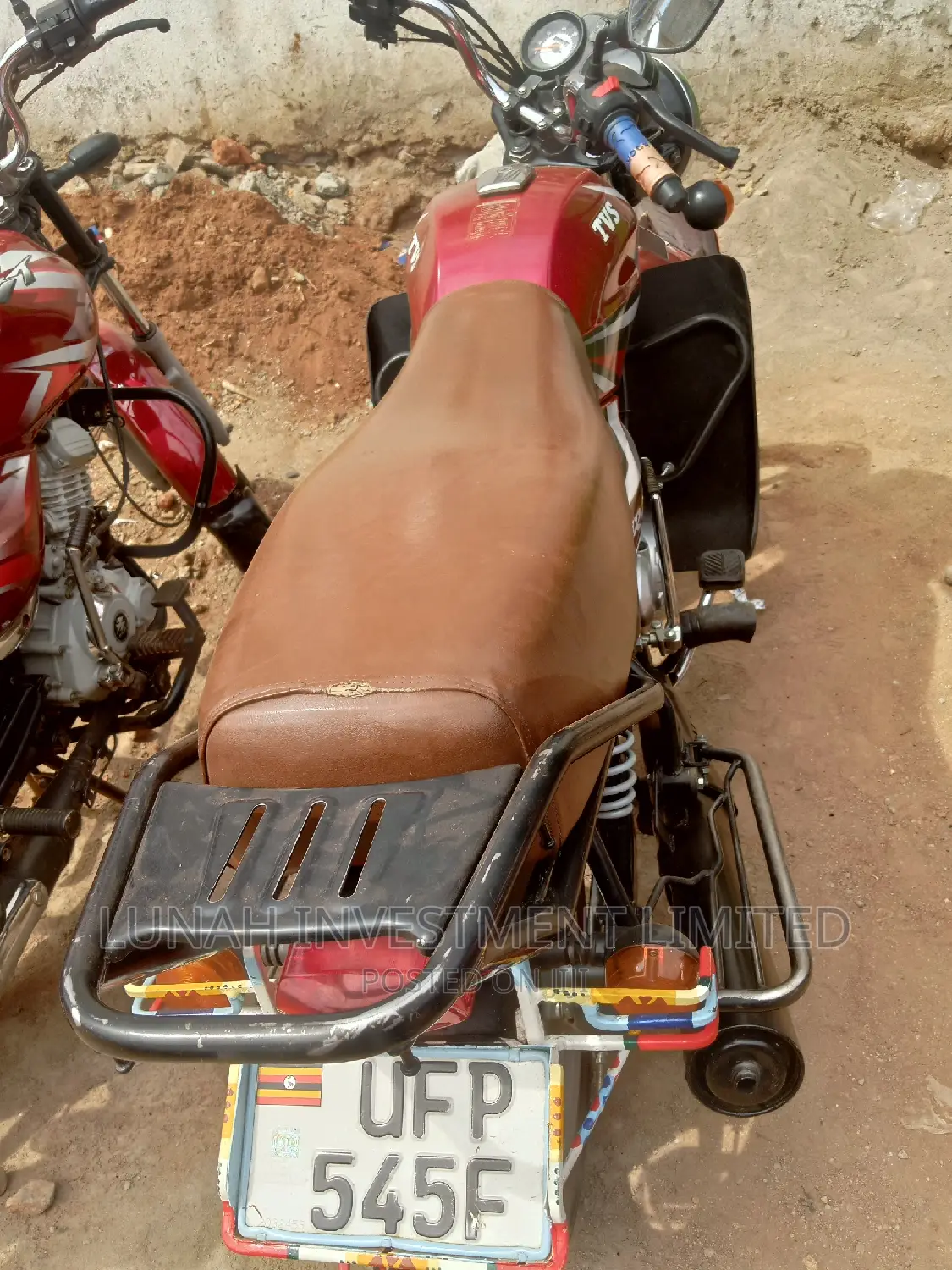 TVS HLX 125 2023 Red