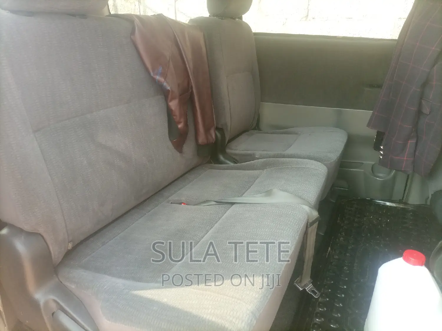 Toyota Noah 2.0 AWD (8 Seater) 2003 Black