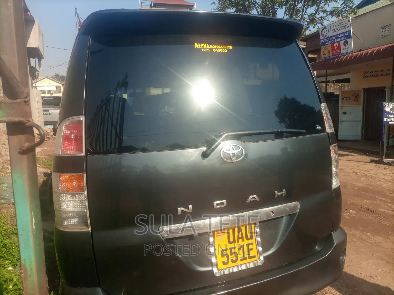 Toyota Noah 2.0 AWD (8 Seater) 2003 Black