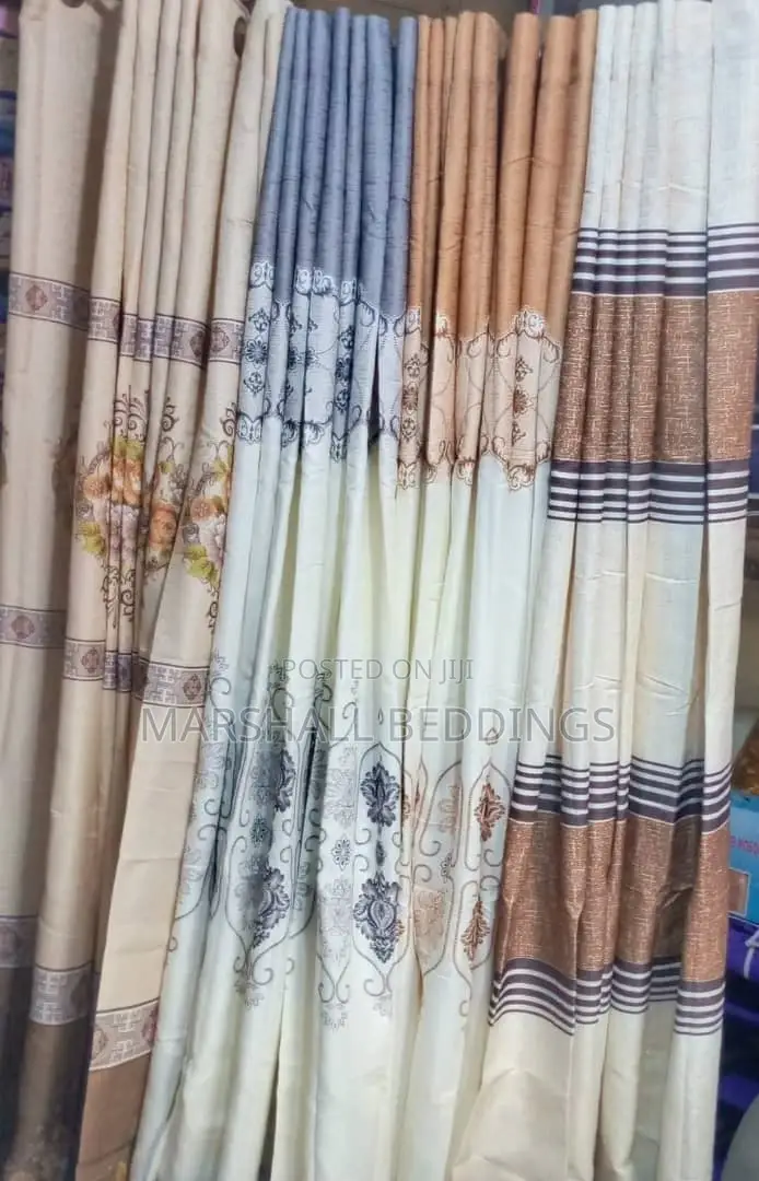 Curtains in Pair