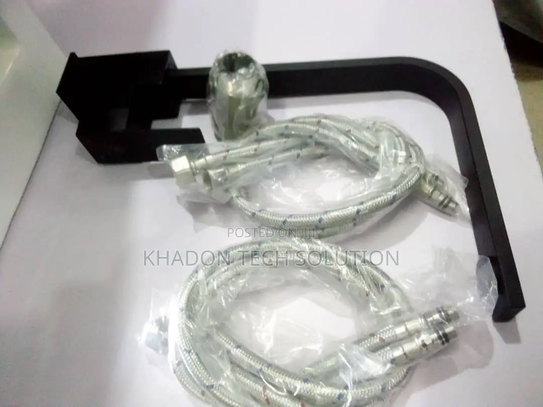 Huma Black Kitchen Mixer