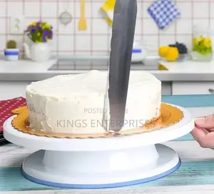 Cake Decorating Turntable