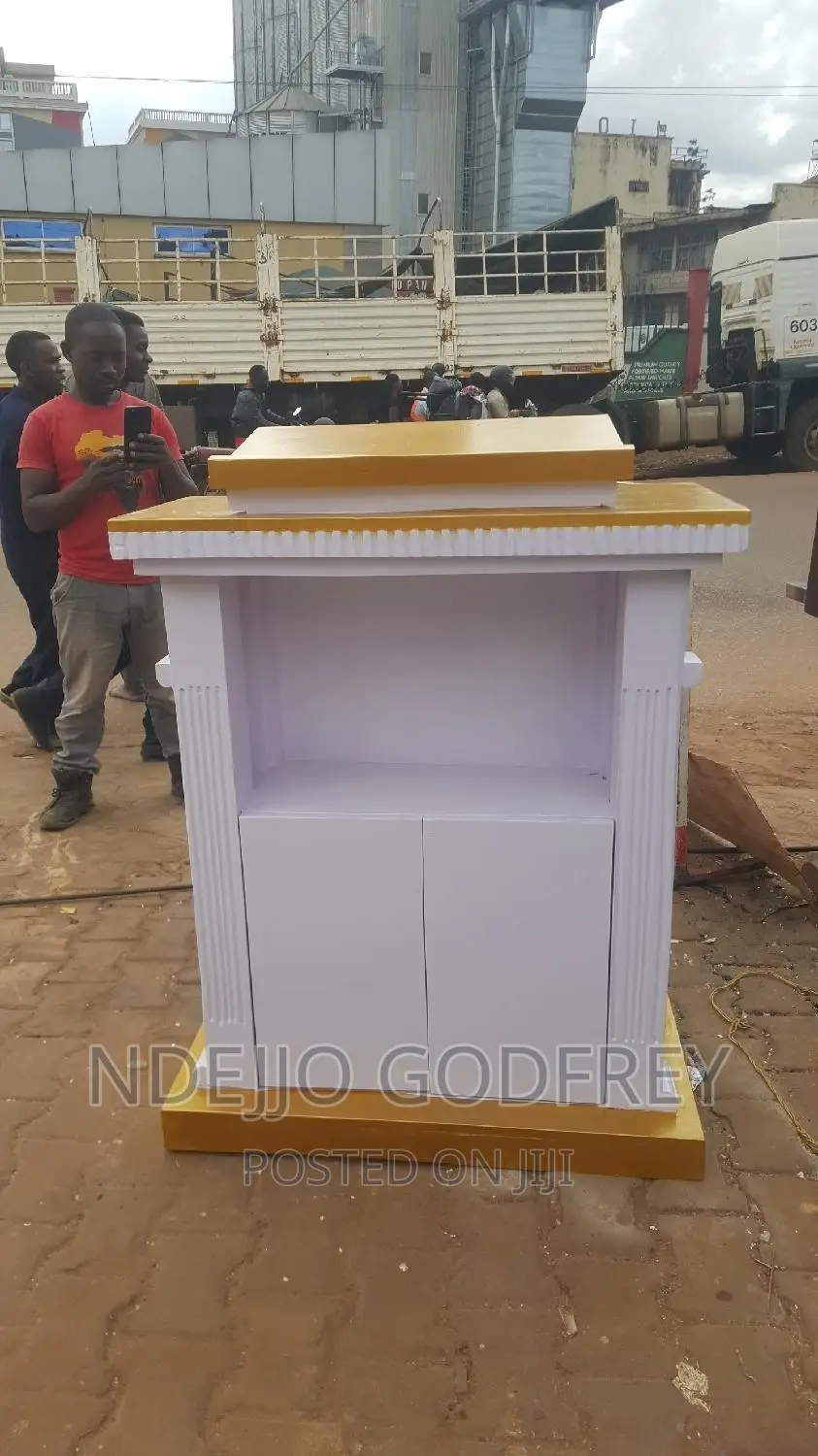 Pulpit in All Types and Sizes
