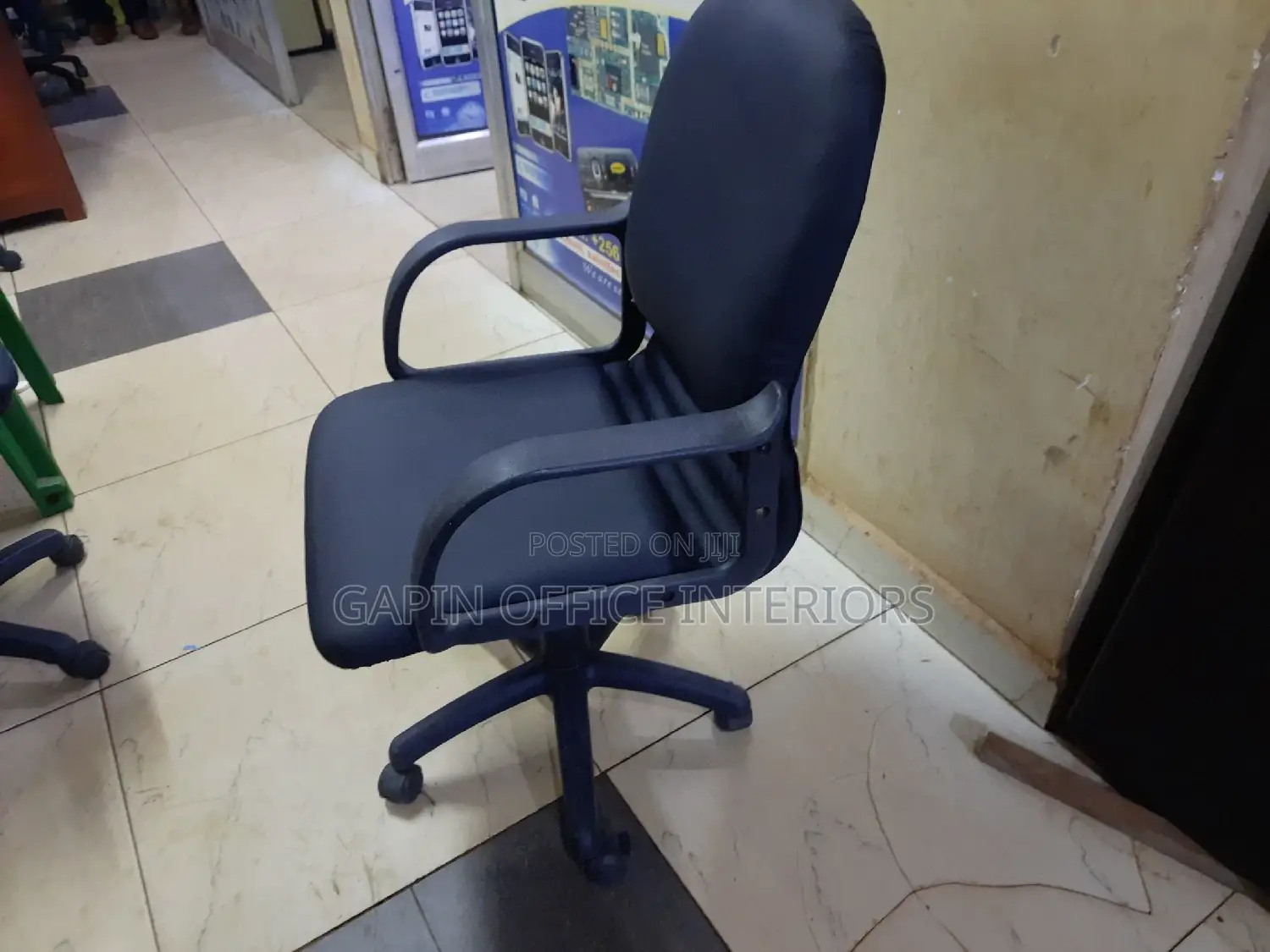 Leathered Office Chair for Sale