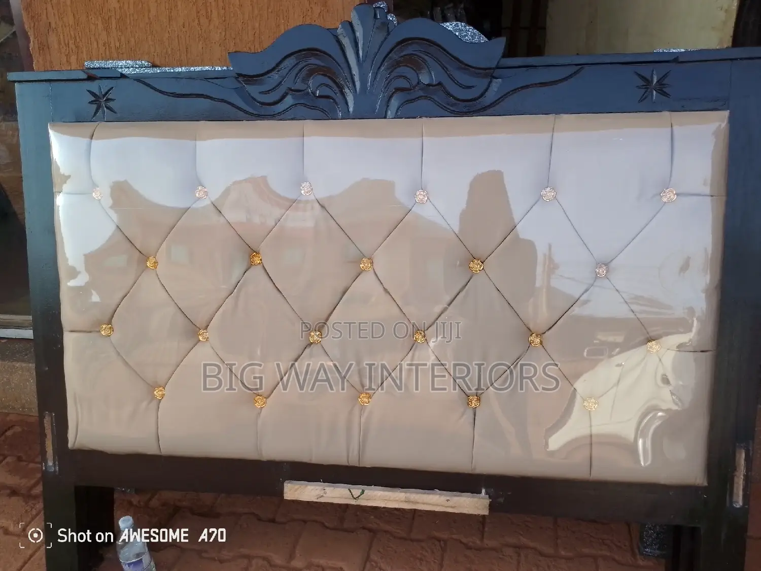 Cream Leather Bed 5by6 With Black Frame