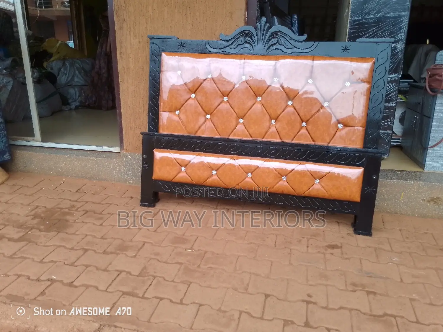 Brown Leather Bed 5x6 H40