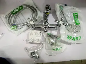 Photo - Lirley Shower Mixer With Telephone Shower