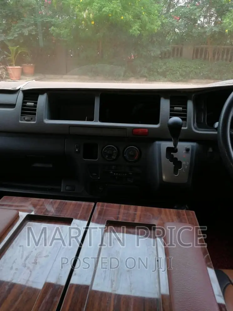 Toyota Hiace Drone High Roof for Hire