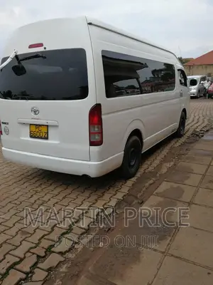 Toyota Hiace Drone High Roof for Hire