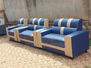 Memorable Five Seaters Sofas