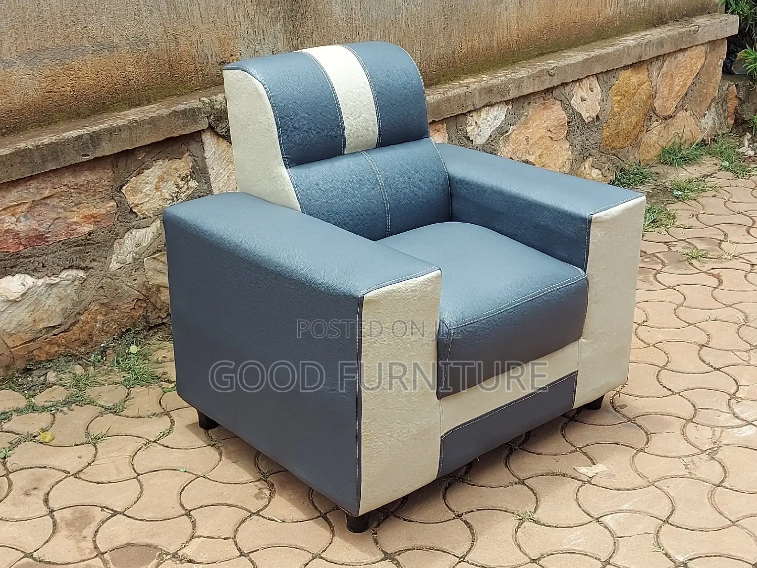 Attractive Single Seater Sofa