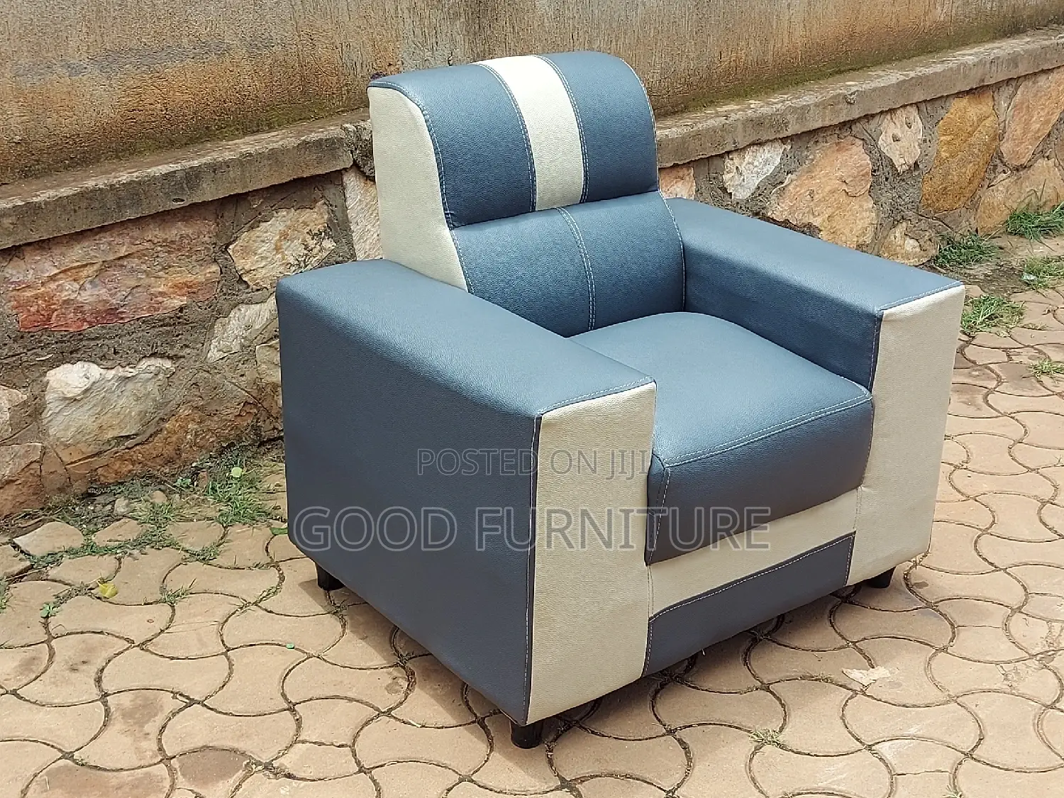 Attractive Single Seater Sofa