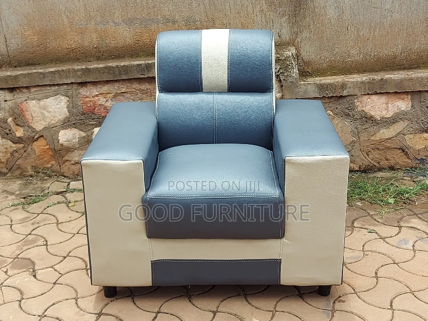 Attractive Single Seater Sofa