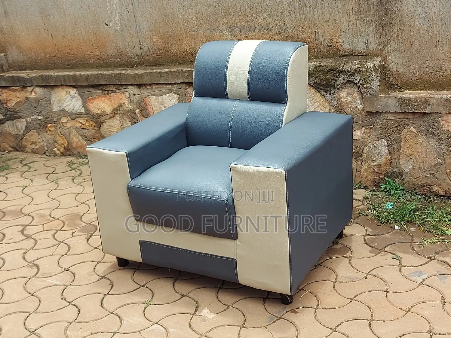 Attractive Single Seater Sofa