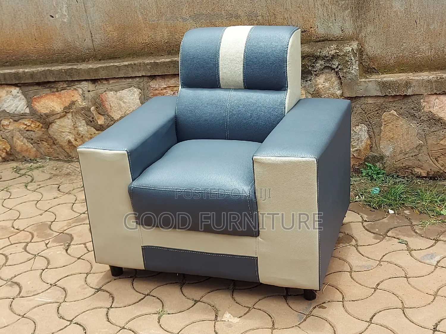 Attractive Single Seater Sofa