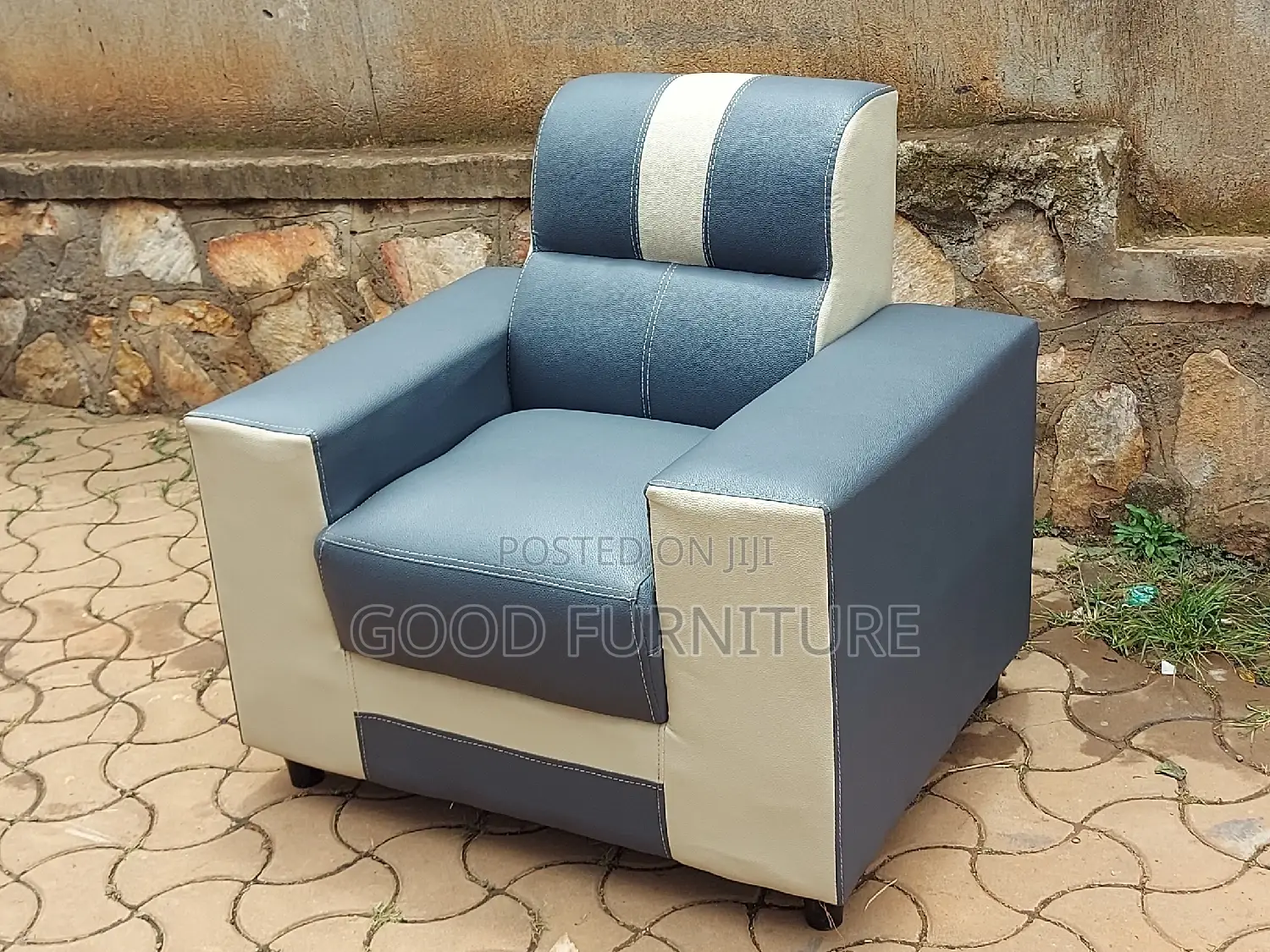 Attractive Single Seater Sofa