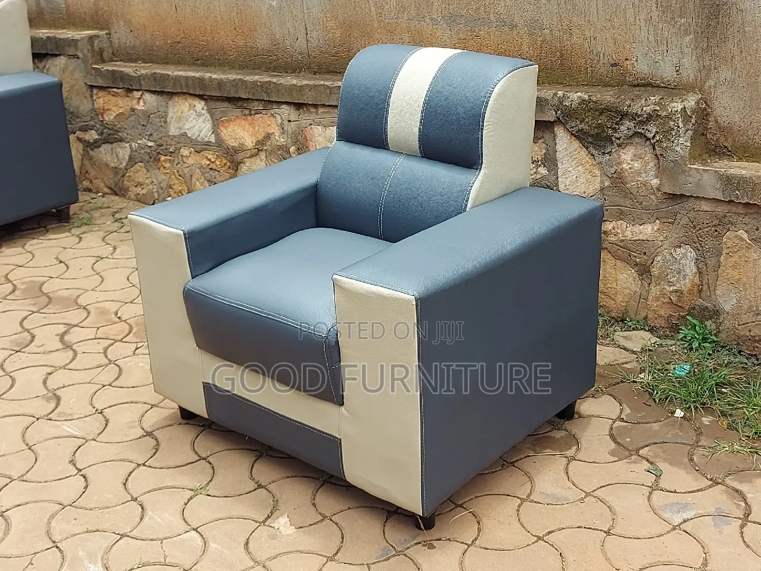 Attractive Single Seater Sofa