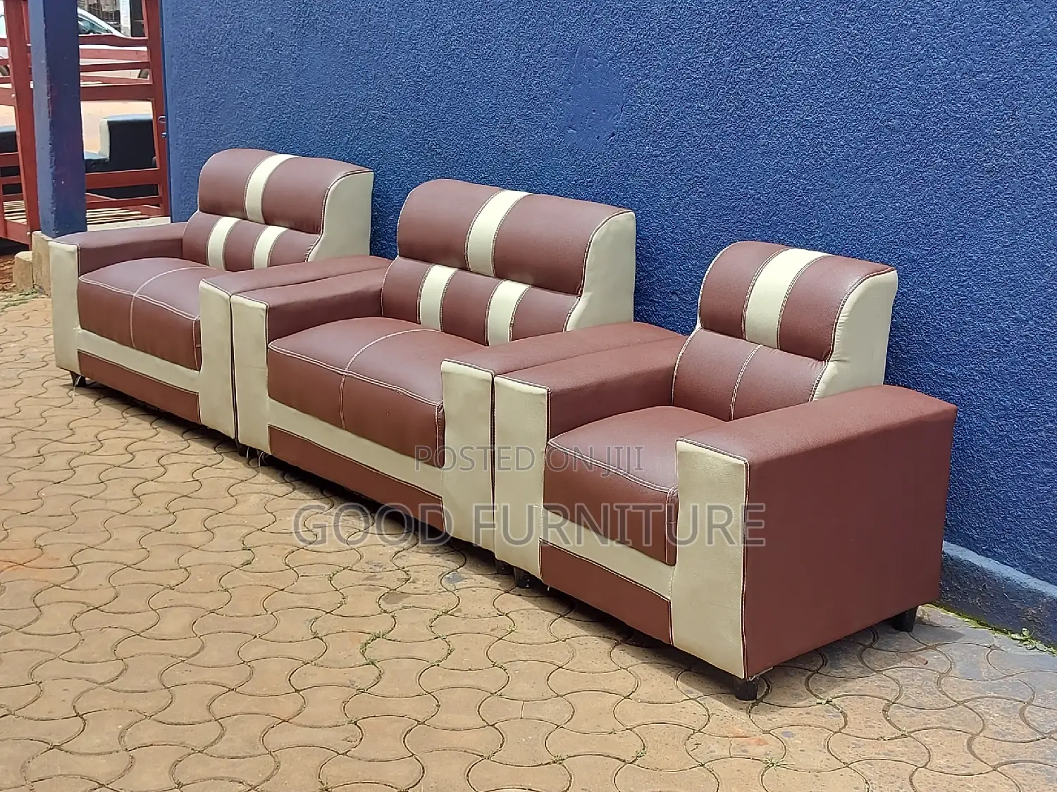 Crystal Clean Five Seaters Sofas
