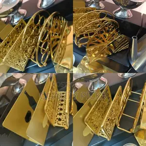 Stainless Gold Tissue Holder