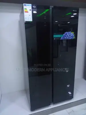 Hisense 670 Litres Side by Side Fridge With Water Dispenser