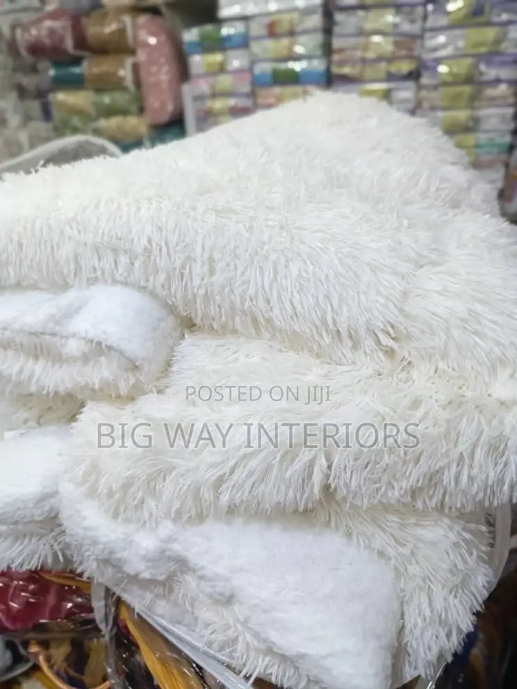Cream Faux Fur Duvet 6pcs