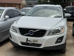 Volvo XC60 2011 White