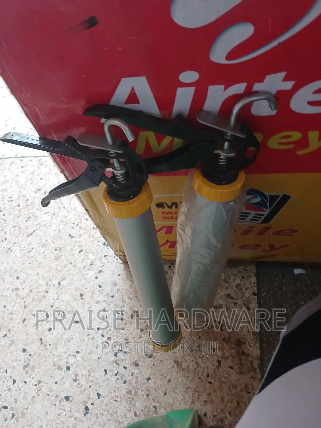 Structural Silicone Gun
