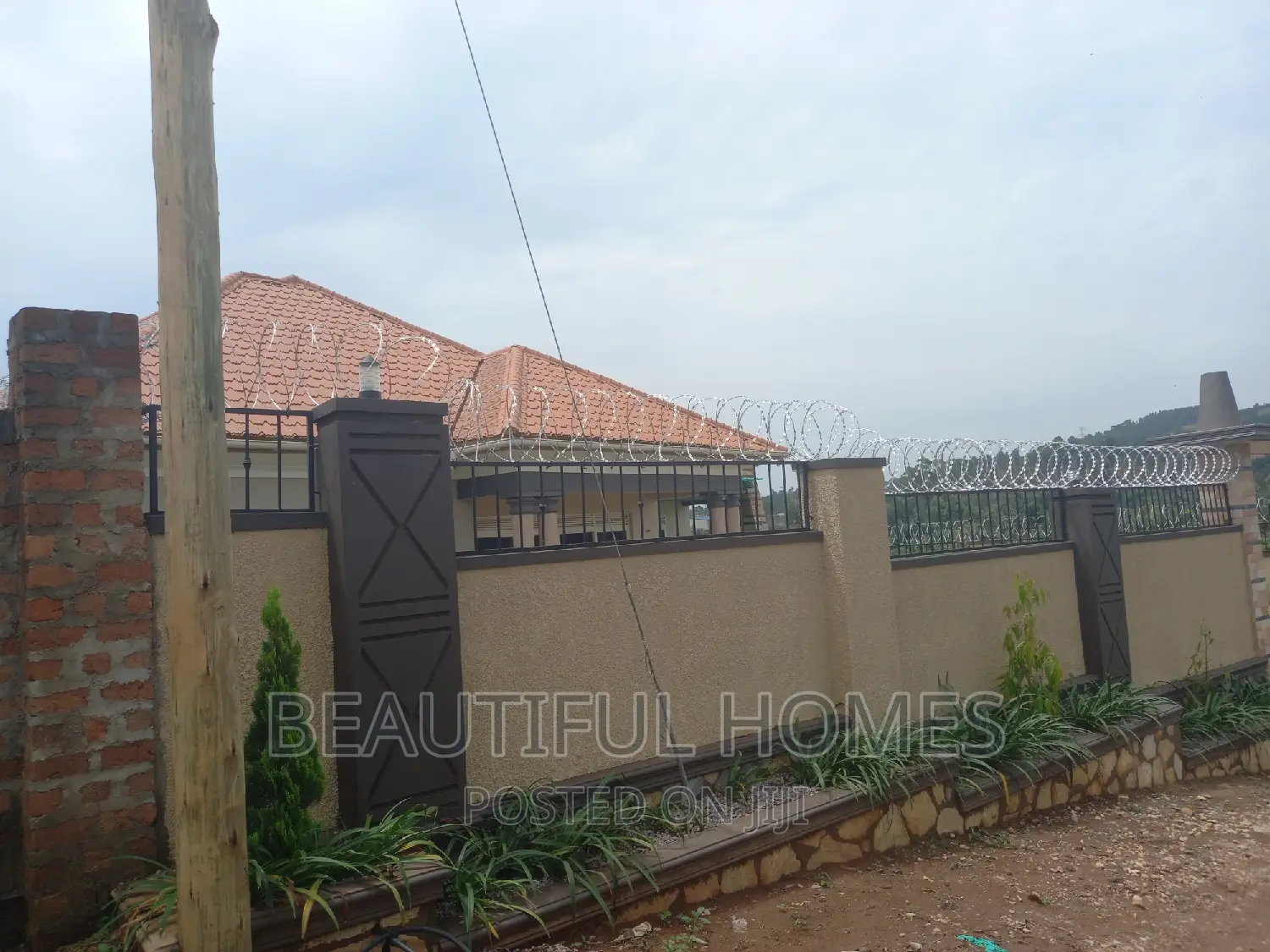 Furnished 4bdrm Bungalow in Kitende, Ssabagabo-Makindye for sale
