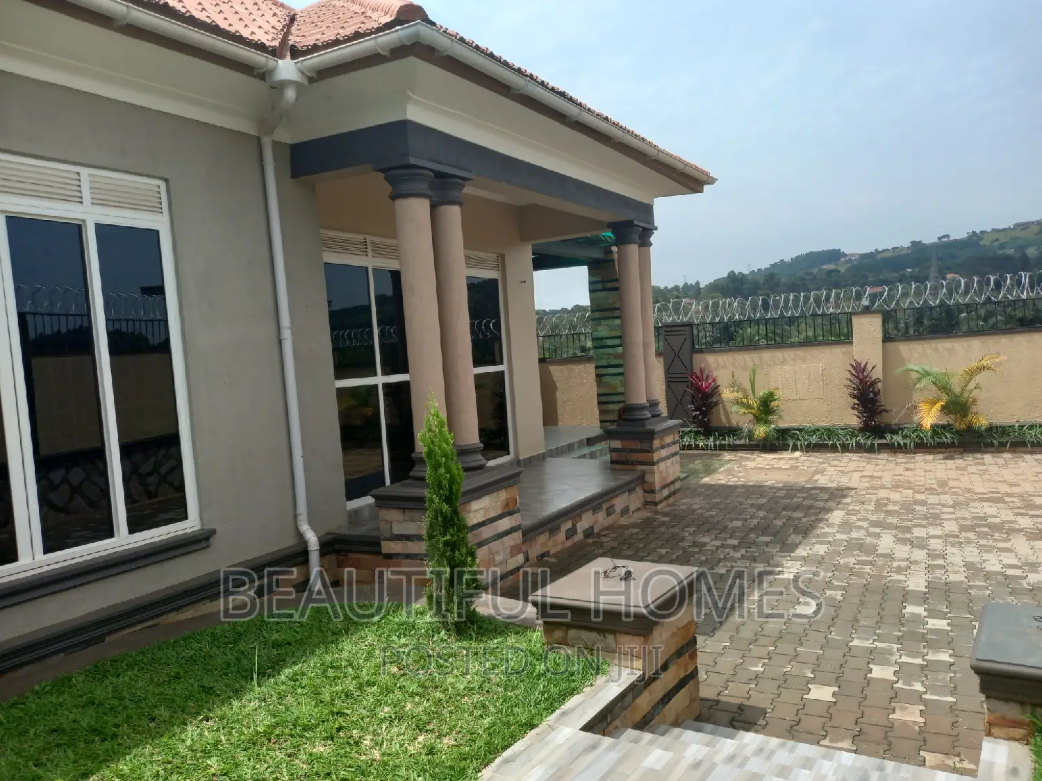 Furnished 4bdrm Bungalow in Kitende, Ssabagabo-Makindye for sale