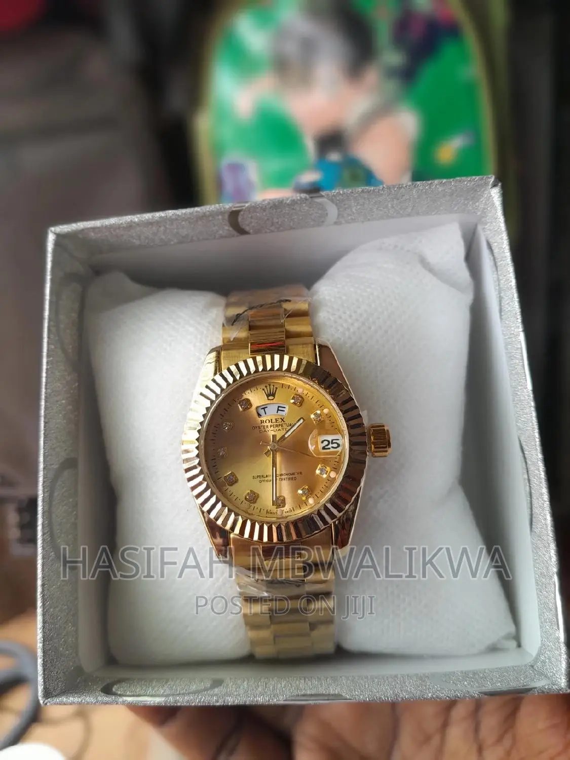 Golden Rolex Ladies Watch With a Gift Box