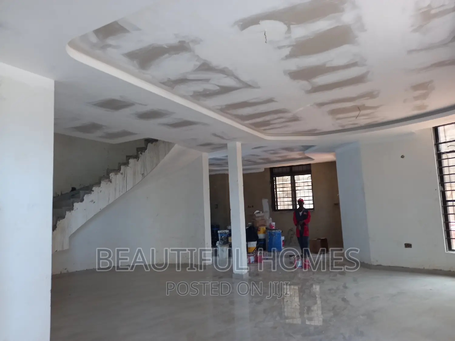 Furnished 5bdrm Mansion in Kitende, Ssabagabo-Makindye for sale