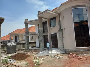 Furnished 5bdrm Duplex in Kitende, Ssabagabo-Makindye for sale