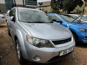 Mitsubishi Outlander 2009 Silver